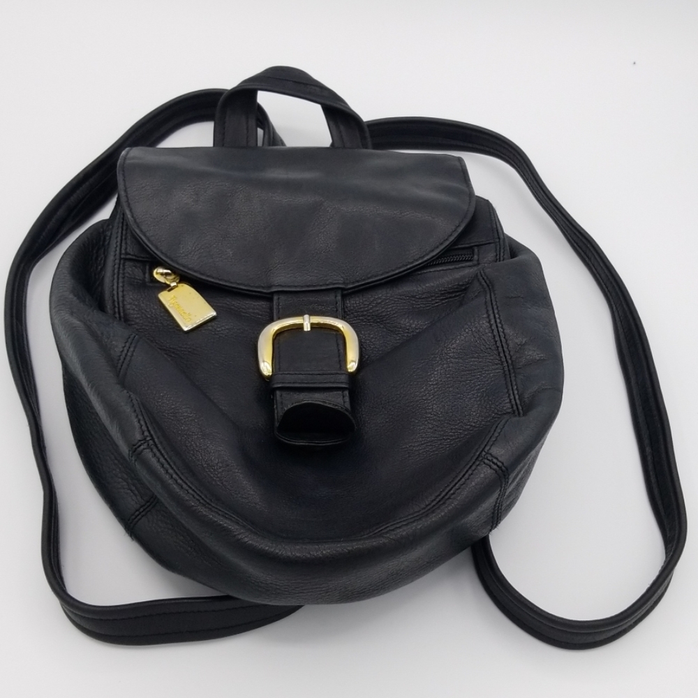 Tignaello Black leather backpack small Gold detail